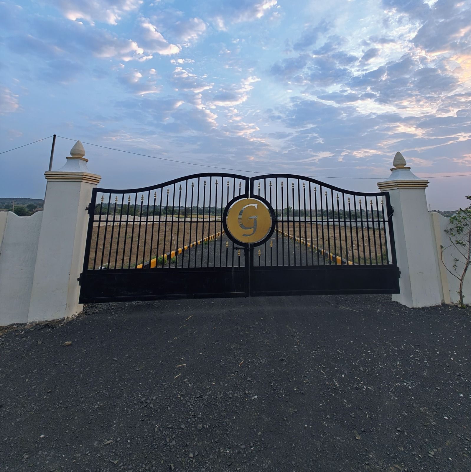 Farm land for sale in Peddaumanthal